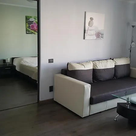 Apartment L.e.c. Travel *